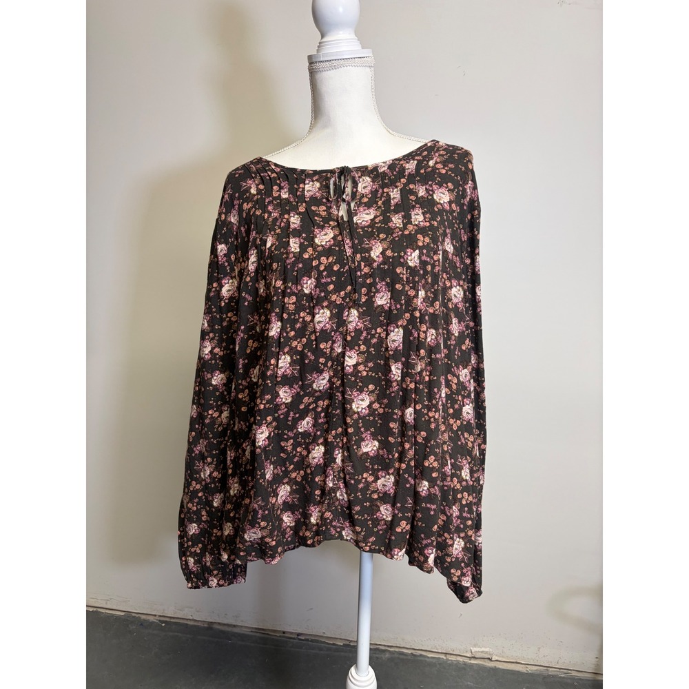 Lucky Brand Long Sleeve Blouse with flowers Size XXL